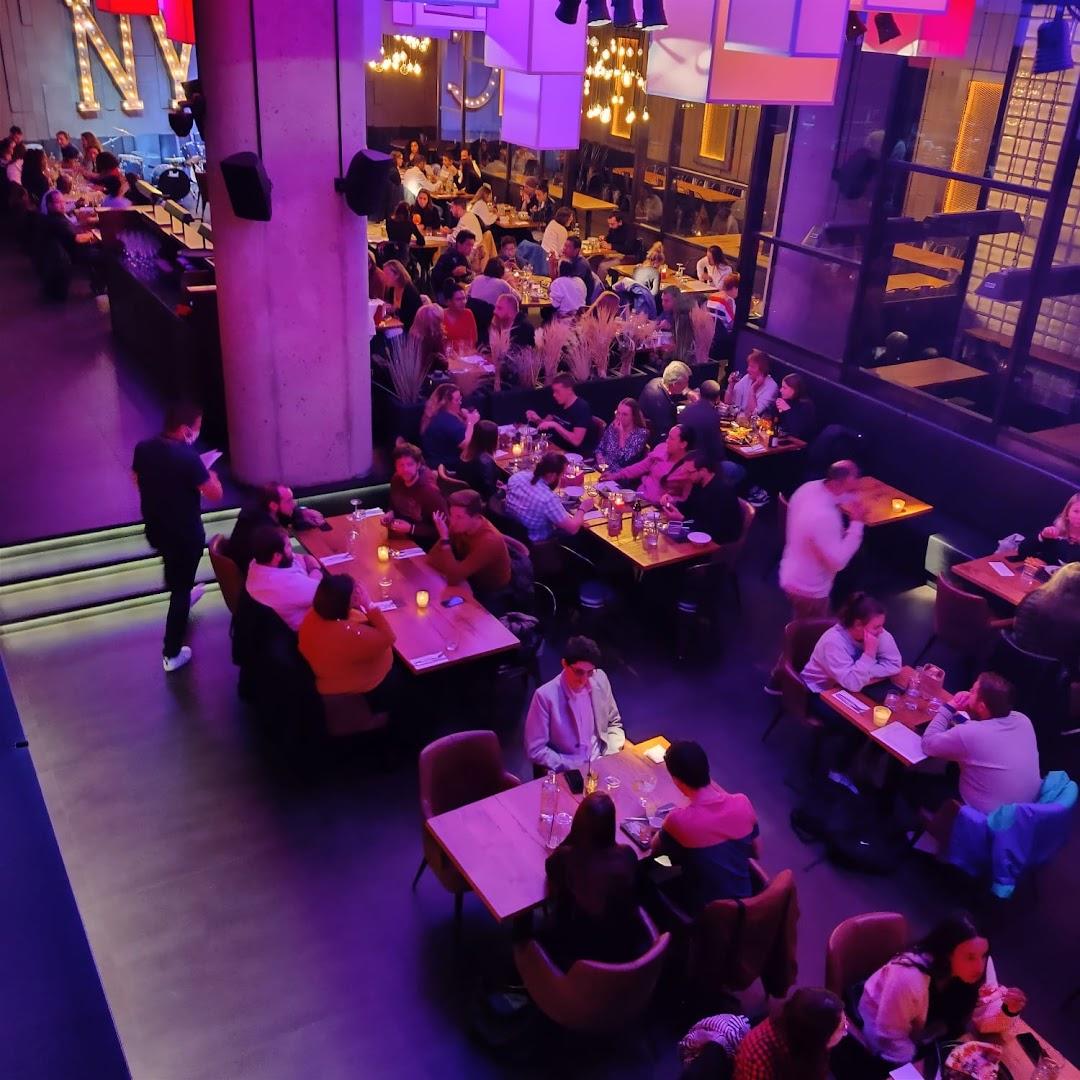 Crazy Hall Restaurant et Bar - Photo 2